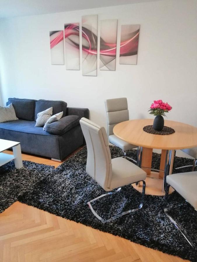Apartman D&D*** วาราชดีน ภายนอก รูปภาพ